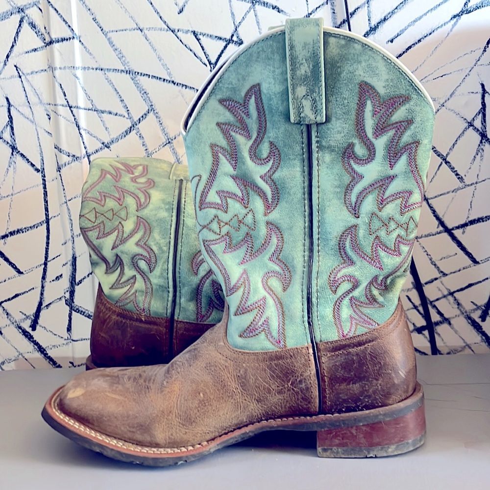 Laredo Brown with Turquoise Anita Women's Western Boot 5607, size 9M